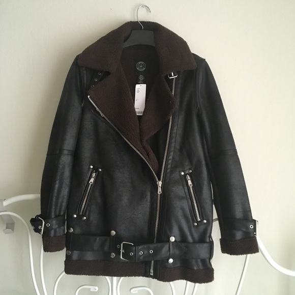 Urban Outfitters black jacket - Picture 4 of 8